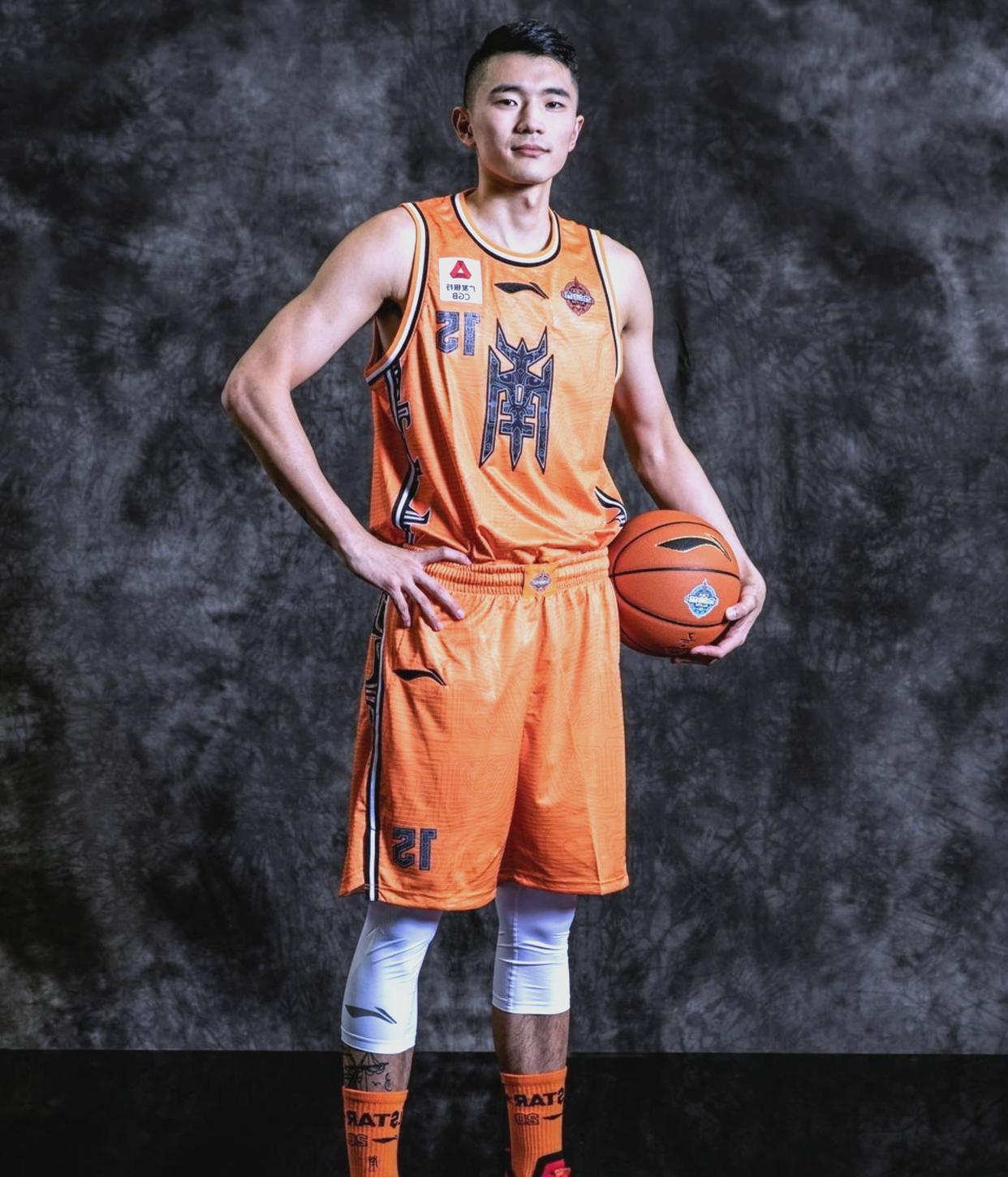 关于里程碑夜!山东男篮队长鼓劲,CBA季后赛赛前刷纪录,信心回归,高层口径保持一致的信息 关于里程碑夜!山东男篮队长鼓劲,CBA季后赛赛前刷纪录,信心回归,高层口径保持一致的信息