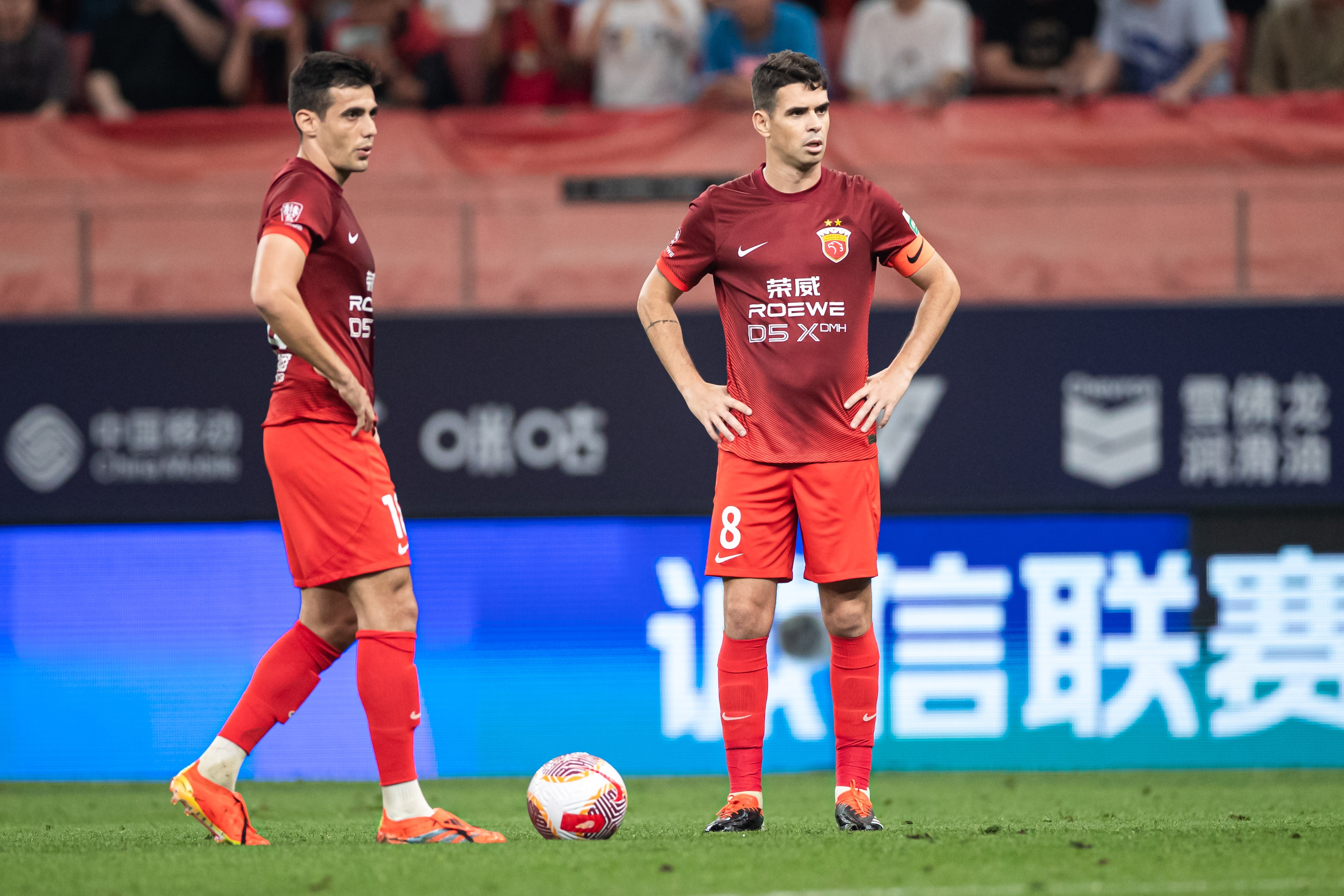 赛地聚焦：中超集结日热度飙升；山东泰山主帅复盘；媒体盛赞；细节决定成败(每日大赛反差大赛热门事件讨论热度)